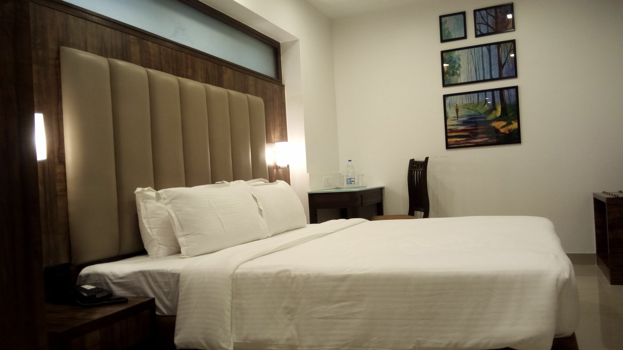 Golden Chariot The Boutique Hotel Мумбаї Екстер'єр фото