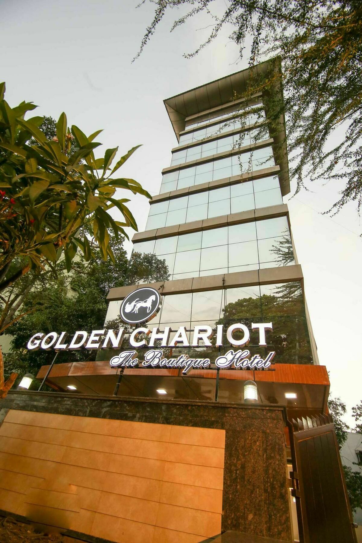 Golden Chariot The Boutique Hotel Мумбаї Екстер'єр фото